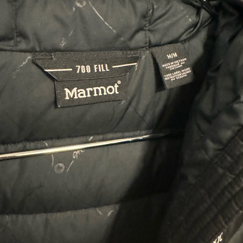 SOLD - Marmot 700 fill down jacket